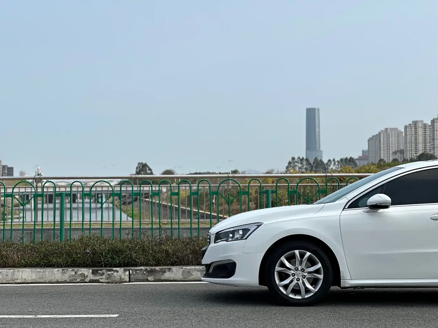 Peugeot 508 2015 1.6THP Auto Excellence Edition фото 31