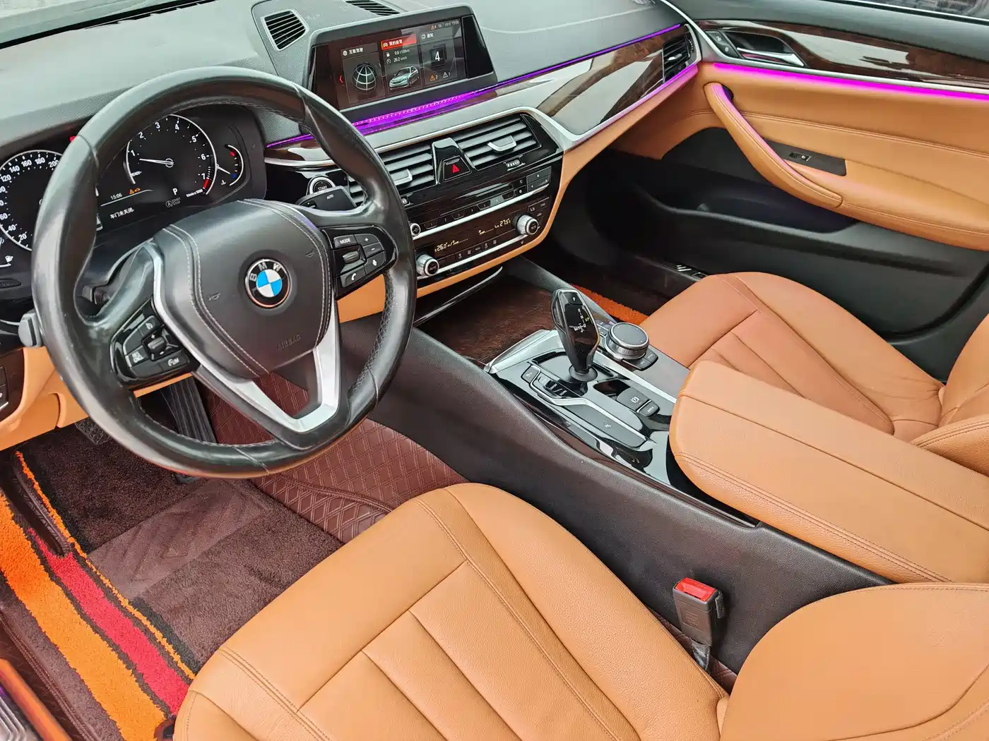 BMW 5 Series 2018 528Li Launch Special Edition фото 12