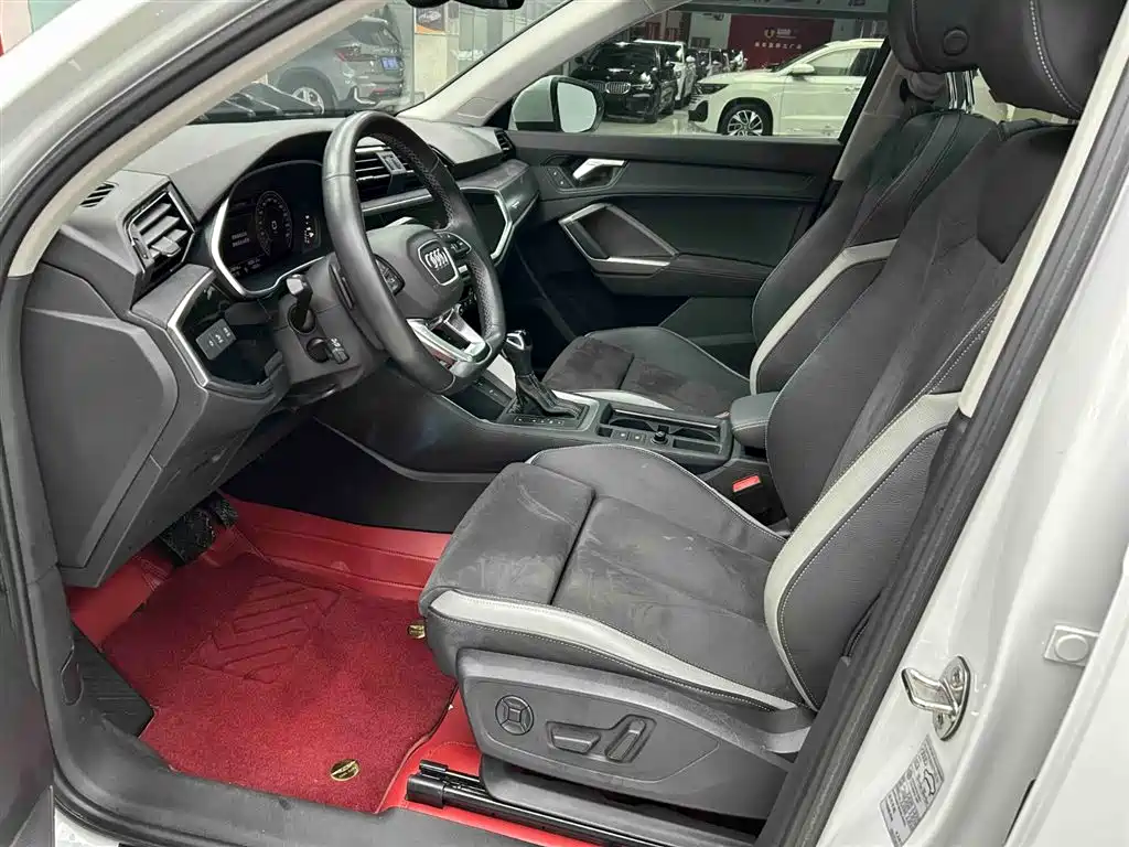 Audi Q3 2022 35 TFSI Fashion Dynamic фото 11