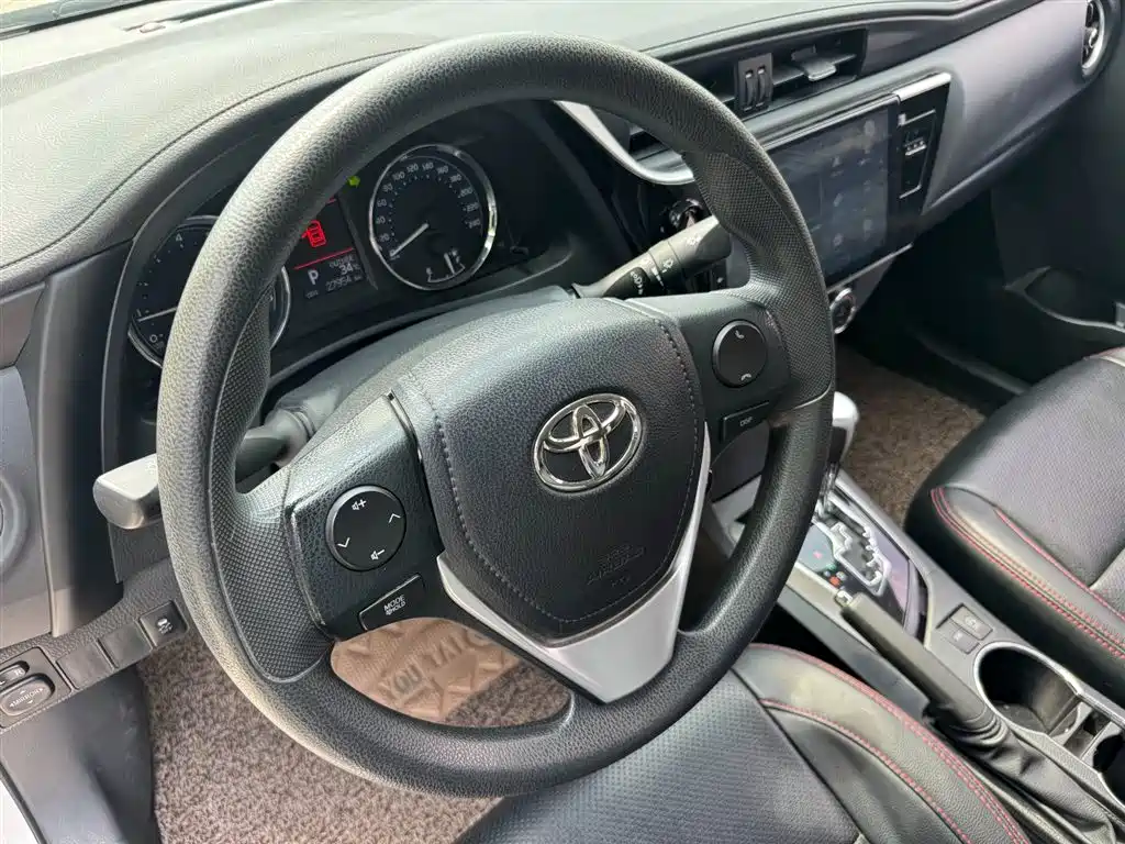 Toyota Corolla 2017 Facelift 1.2T S-CVT GL-i фото 12