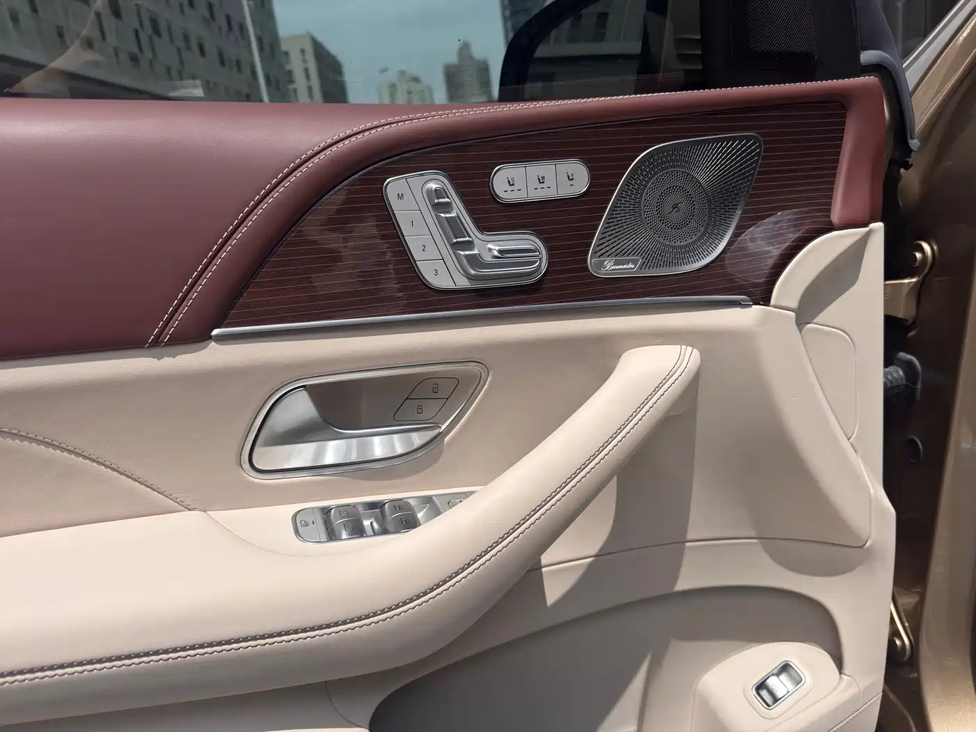 Mercedes-Benz Maybach GLS 2022 GLS 480 4MATIC фото 14