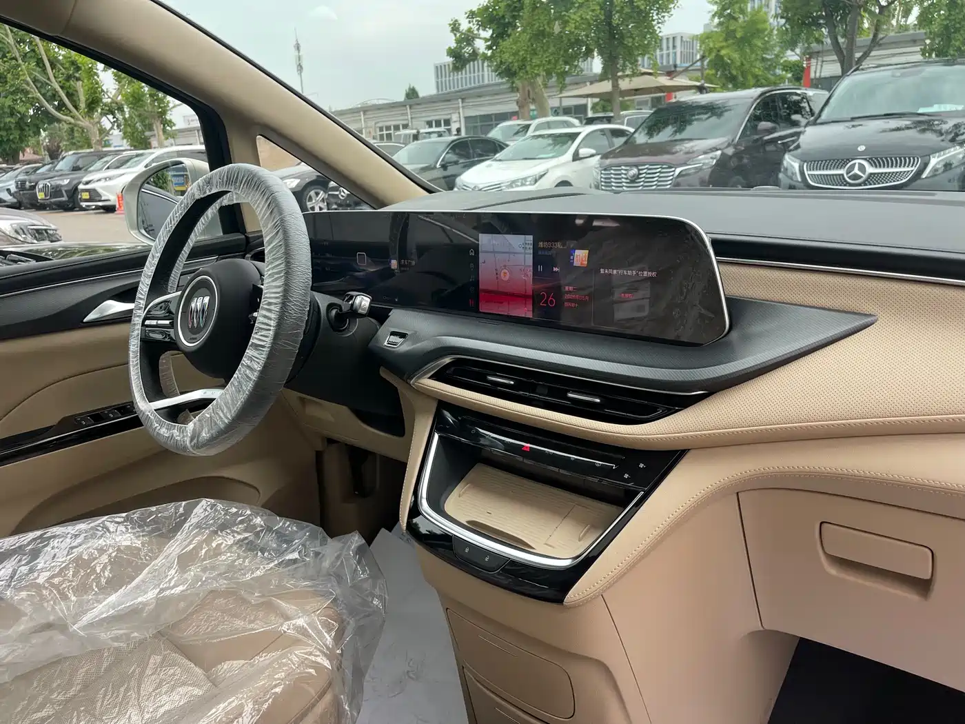 Buick GL8 New Energy 2025 Land Honor Premium Edition 7-Seater фото 13