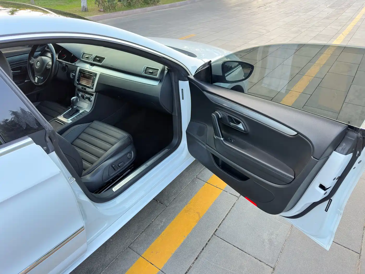 Volkswagen FAW-Volkswagen CC 2013 1.8TSI Premium фото 10