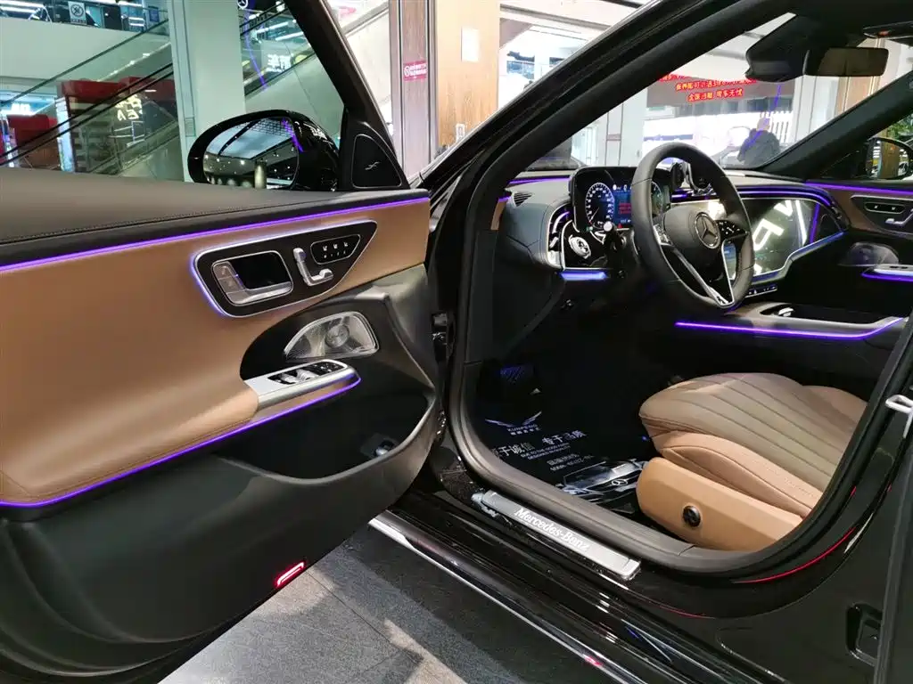 Mercedes-Benz E-Class 2025 E 300 L Luxury фото 5