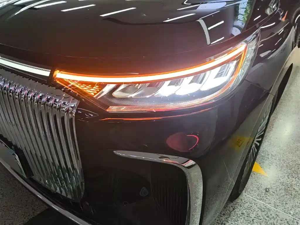 Voyah Auto Voyah Dreamer 2025 Model PHEV 4WD Excellent QianKun Edition фото 18