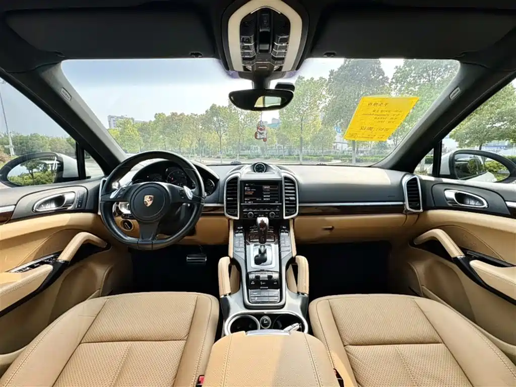 Porsche Cayenne 2014 Cayenne Platinum Edition 3.0T фото 12