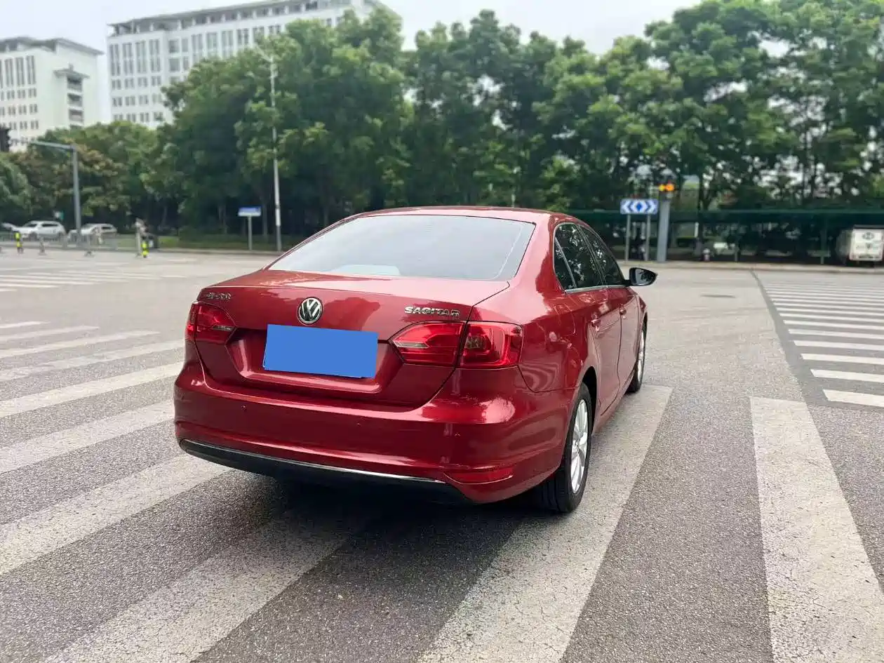 Фото 6 - Volkswagen Sagitar
