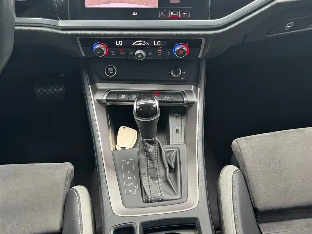 Audi Q3 2021 35 TFSI Fashion Sport фото 16