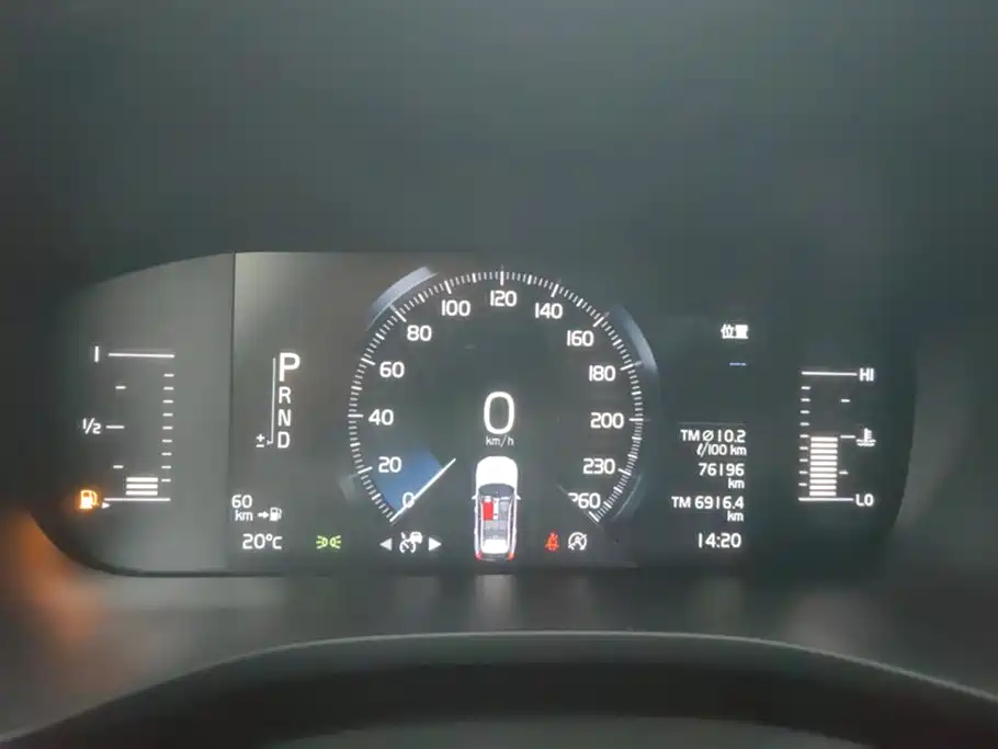 VOLVO XC60