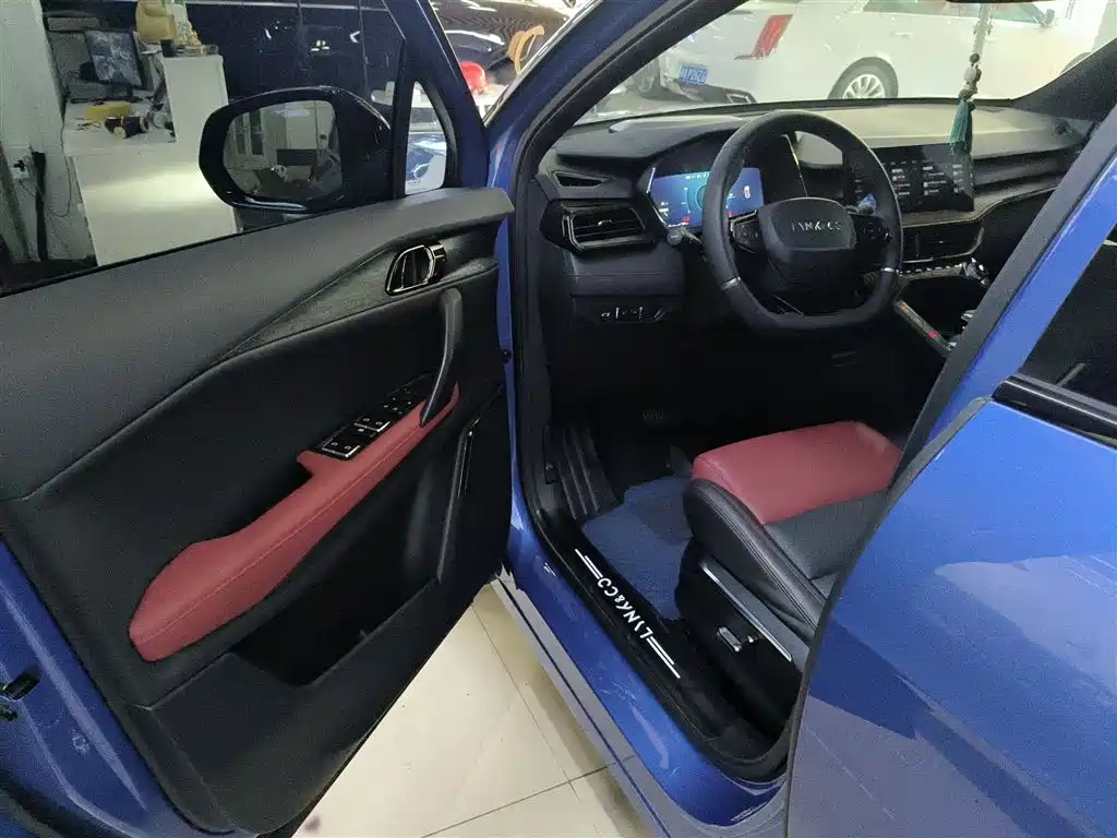 Lynk & Co 06 2020 1.5T Power Pro фото 12