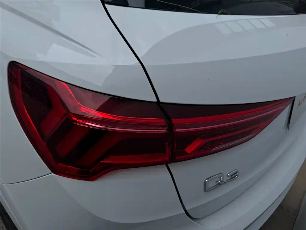 Audi Q3 2021 35 TFSI Fashion Sport фото 7
