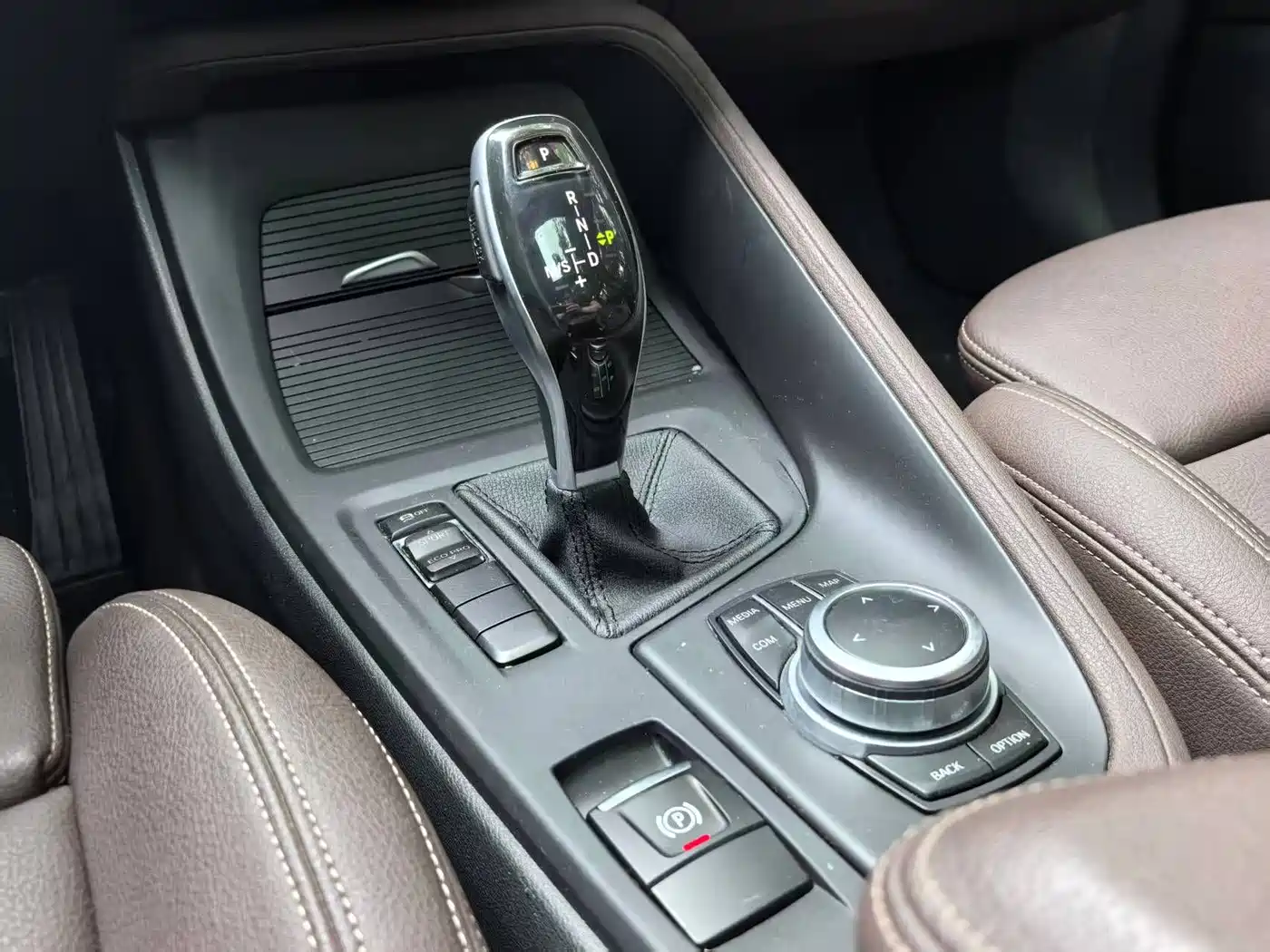 BMW X1 2021 sDrive25Li Leading фото 12