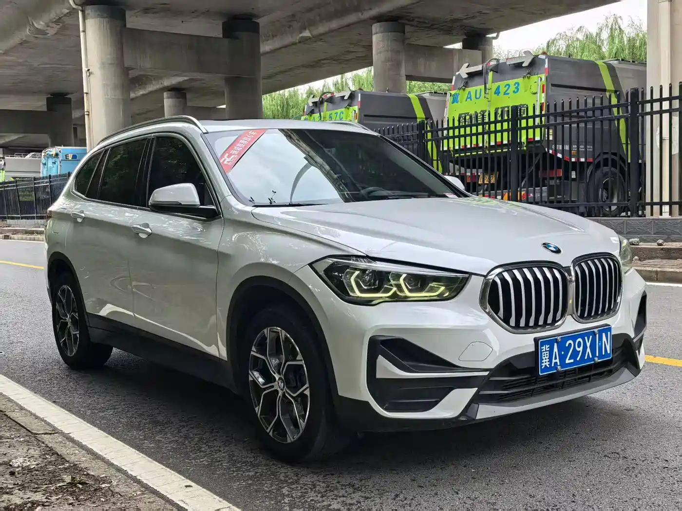 BMW X1 2021 sDrive25Li Leading фото 3