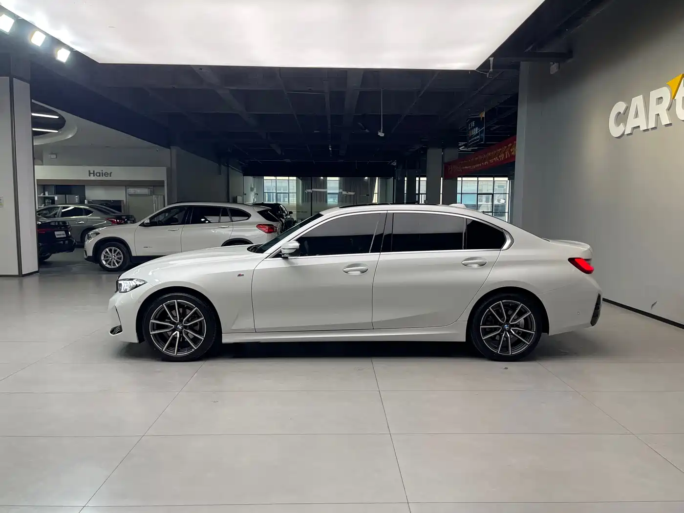BMW 3 Series 2025 325Li M Sport Package фото 8