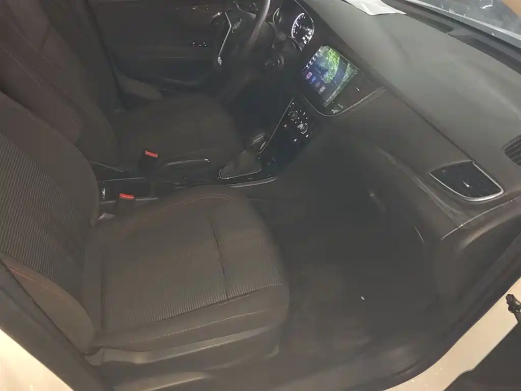 Buick Encore 2017 18T Automatic 2WD Urban Leading фото 25