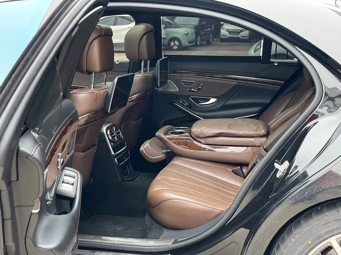 Mercedes-Benz S-Class AMG 2015 AMG S 63 L 4MATIC фото 5