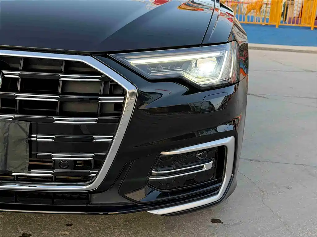 Audi A6L 2023 40 TFSI Luxury Dynamic фото 13