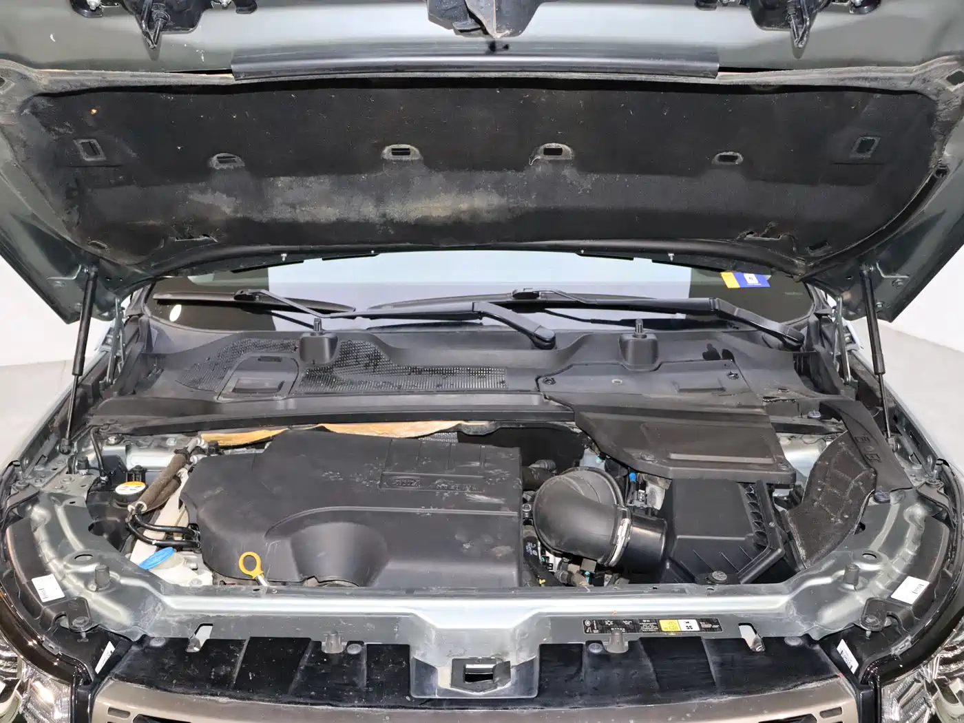 Land Rover Discovery Sport 2018 240PS SE Edition фото 7