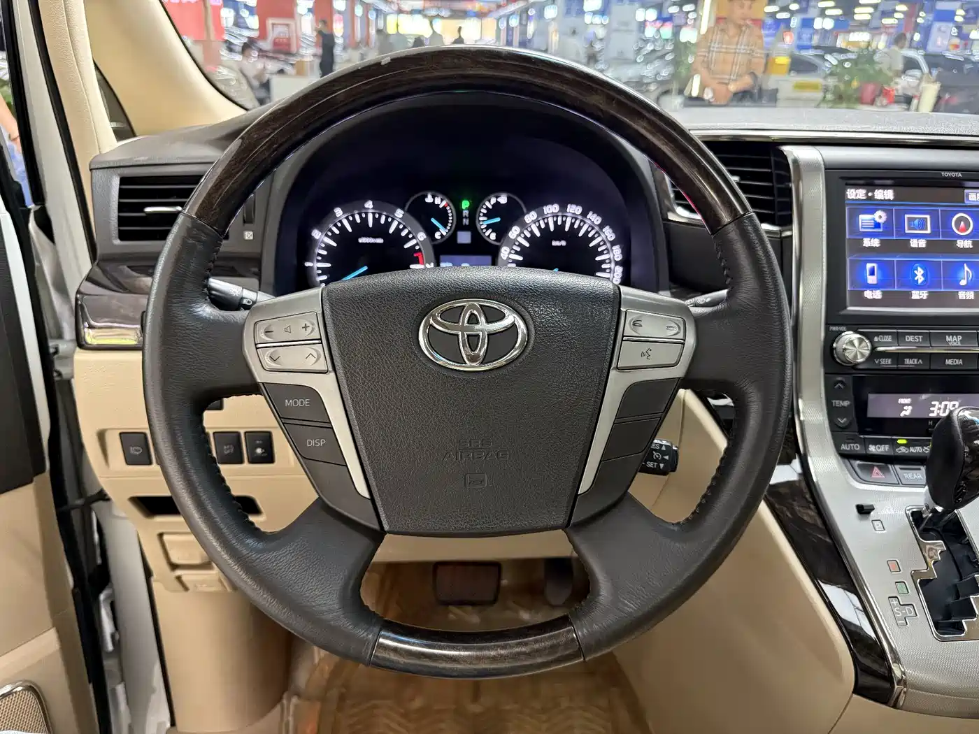 Toyota Alphard 2012 3.5L Luxury Edition фото 5