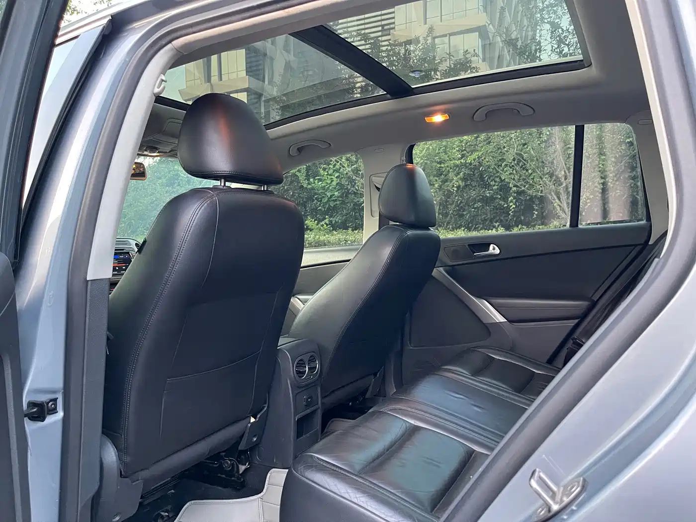 Volkswagen Tiguan 2010 2010 2.0TSI Automatic 4WD Elite