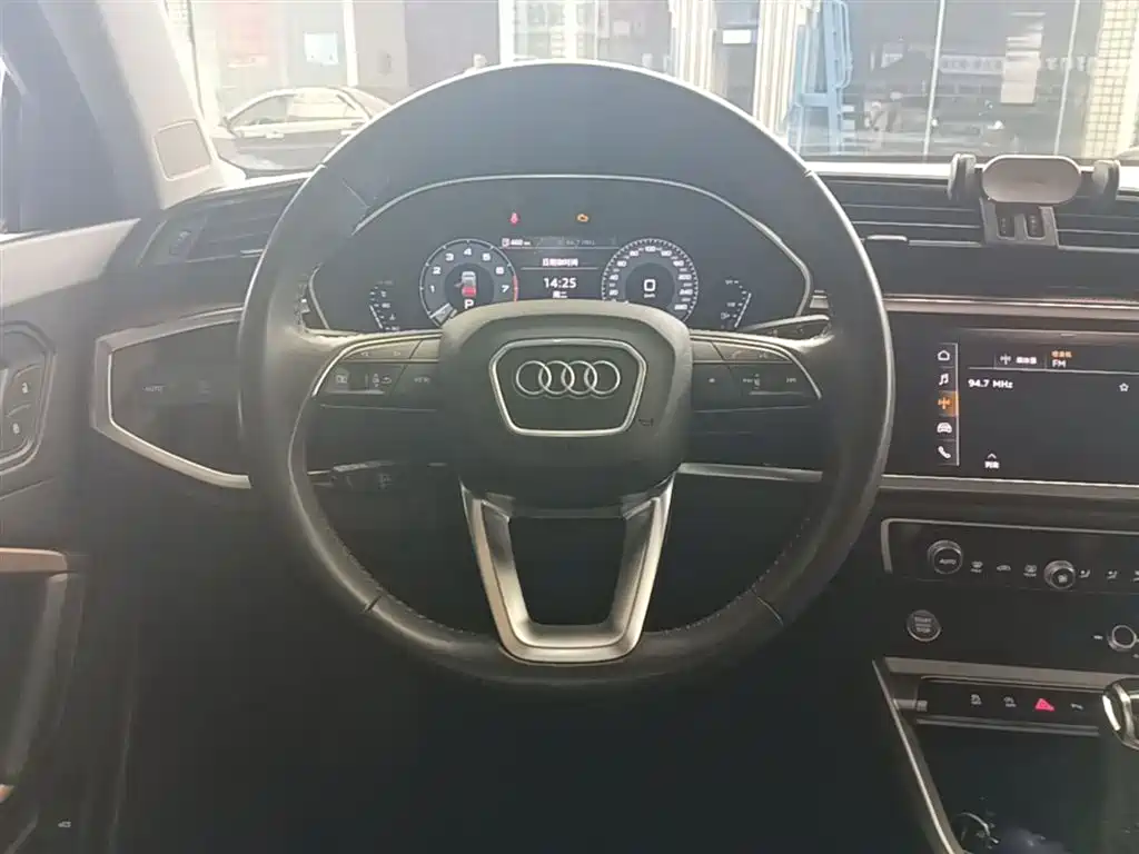 Audi Q3 2019 35 TFSI Fashion Elegance фото 11