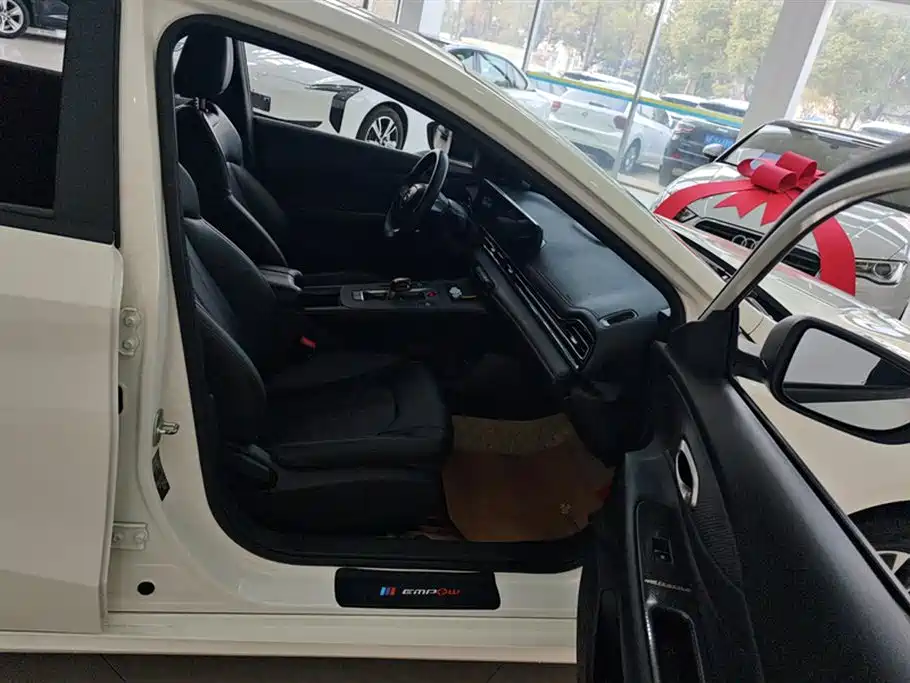 GAC Trumpchi Trumpchi Emkoo 2023 Shadow Leopard H High-Efficiency Hybrid фото 8