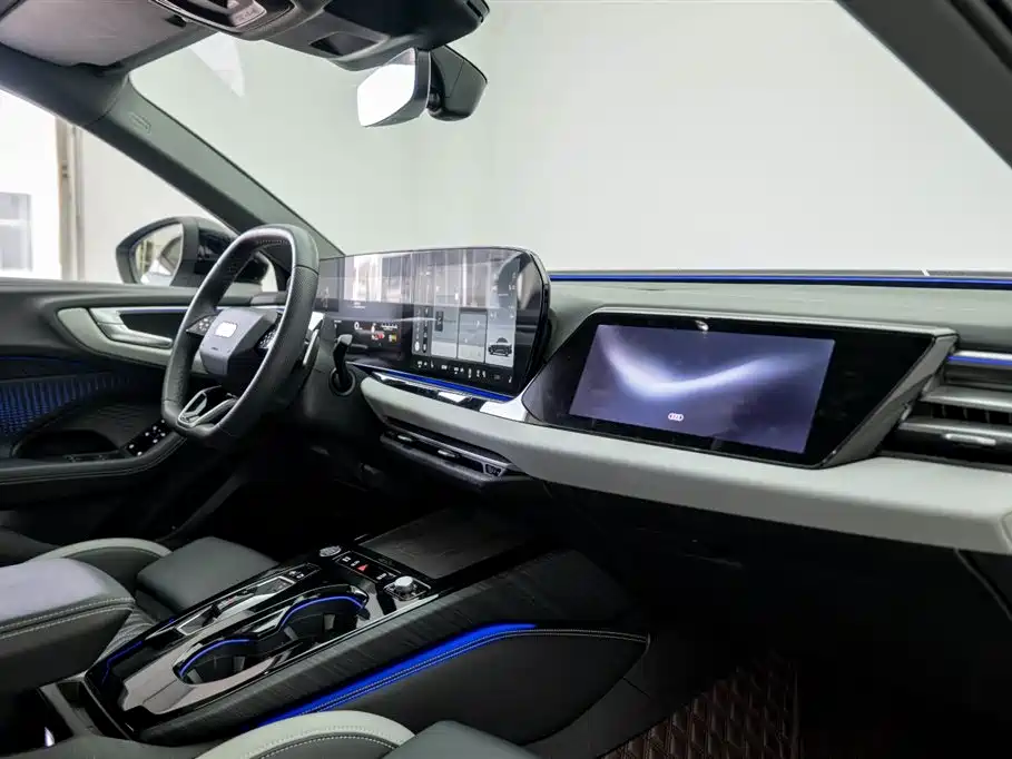 AUDI A5L