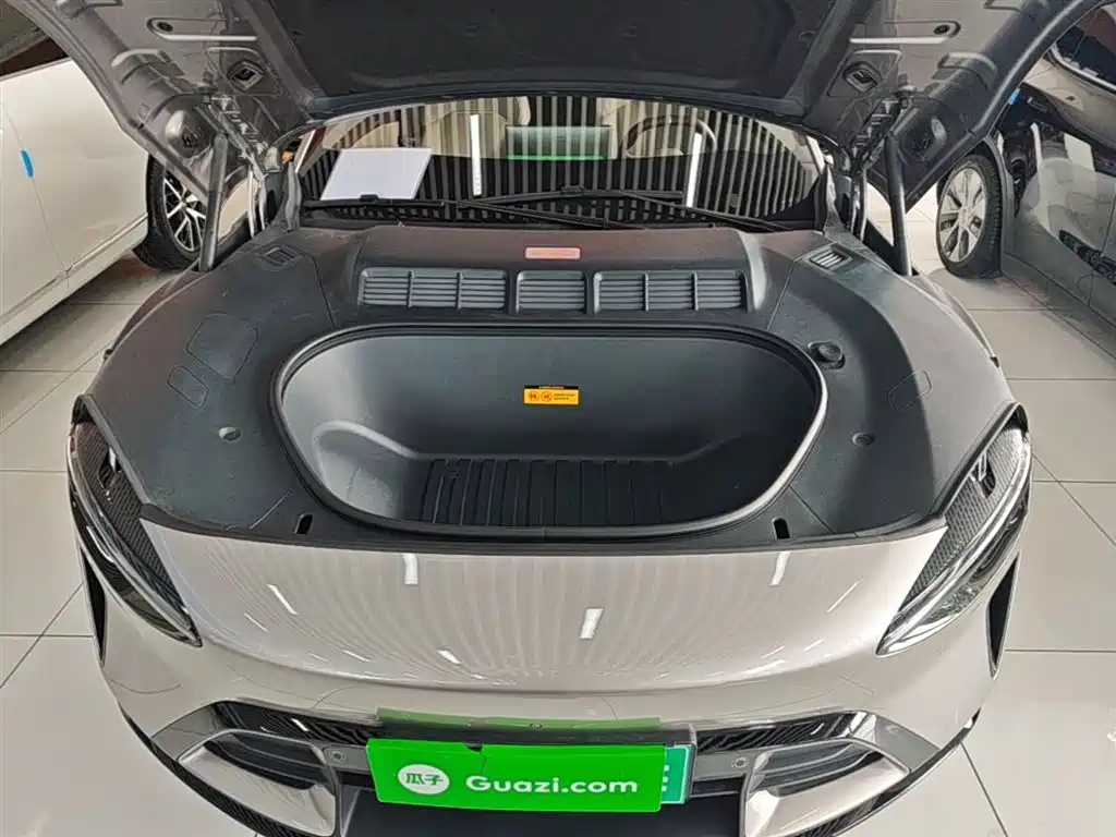 Xiaomi Auto Xiaomi YU7 2025 Extended Range RWD Edition фото 20