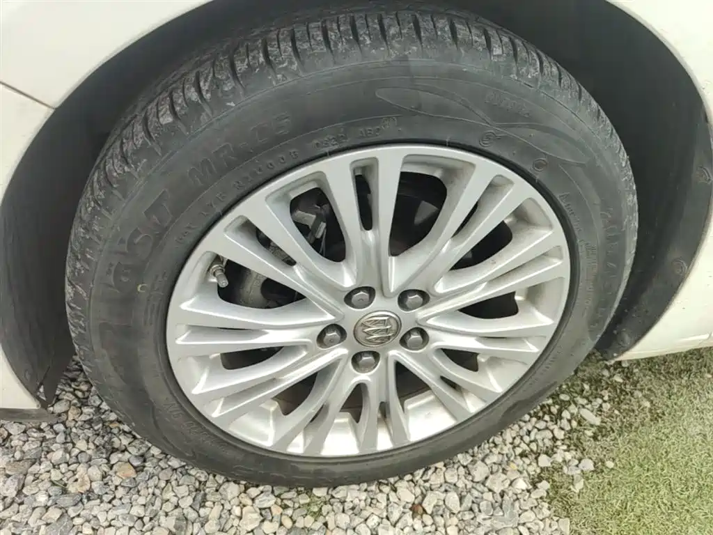 Buick Excelle 2015 15N Automatic Elite фото 23