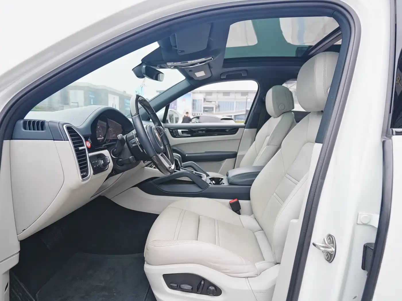 PORSCHE CAYENNE NEW ENERGY