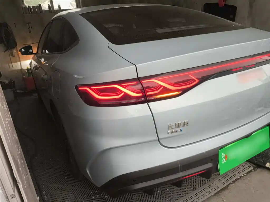 BYD Qin L 2024 DM-i 80KM Leading Edition фото 5