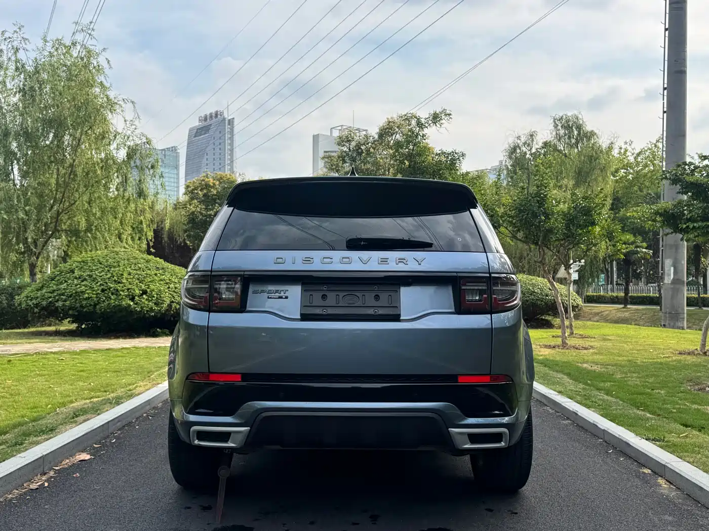LAND ROVER DISCOVER SPORTS