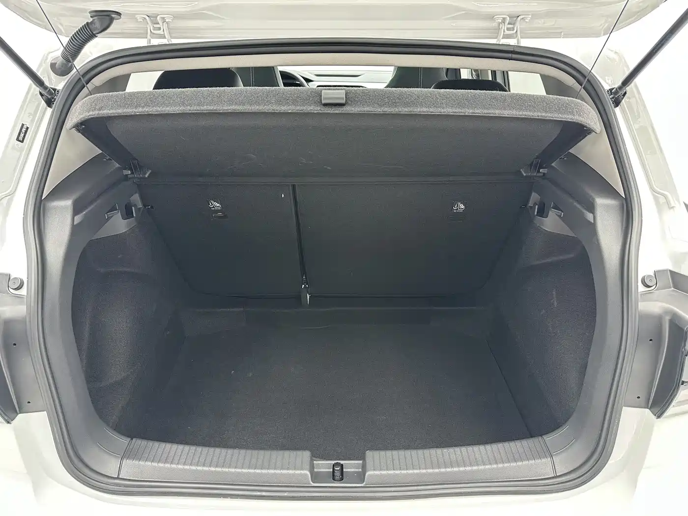 Volkswagen T-Cross 2023 1.5L Auto Comfort Edition фото 16