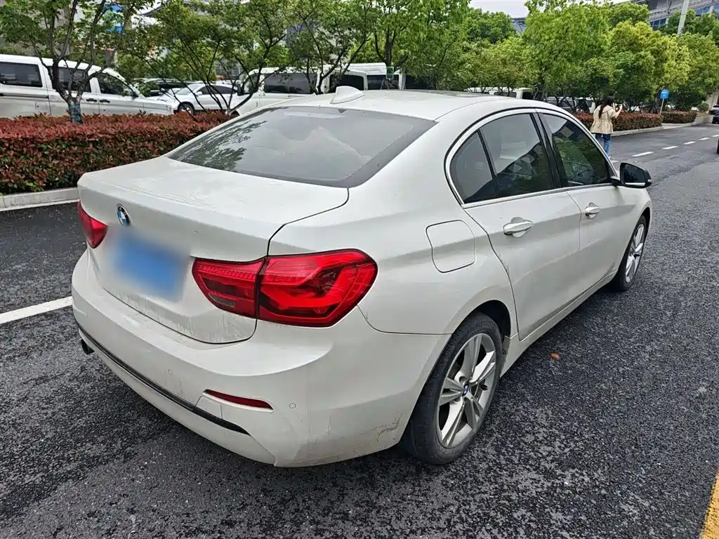 BMW 1 Series 2018 Facelift 118i Design Package фото 5
