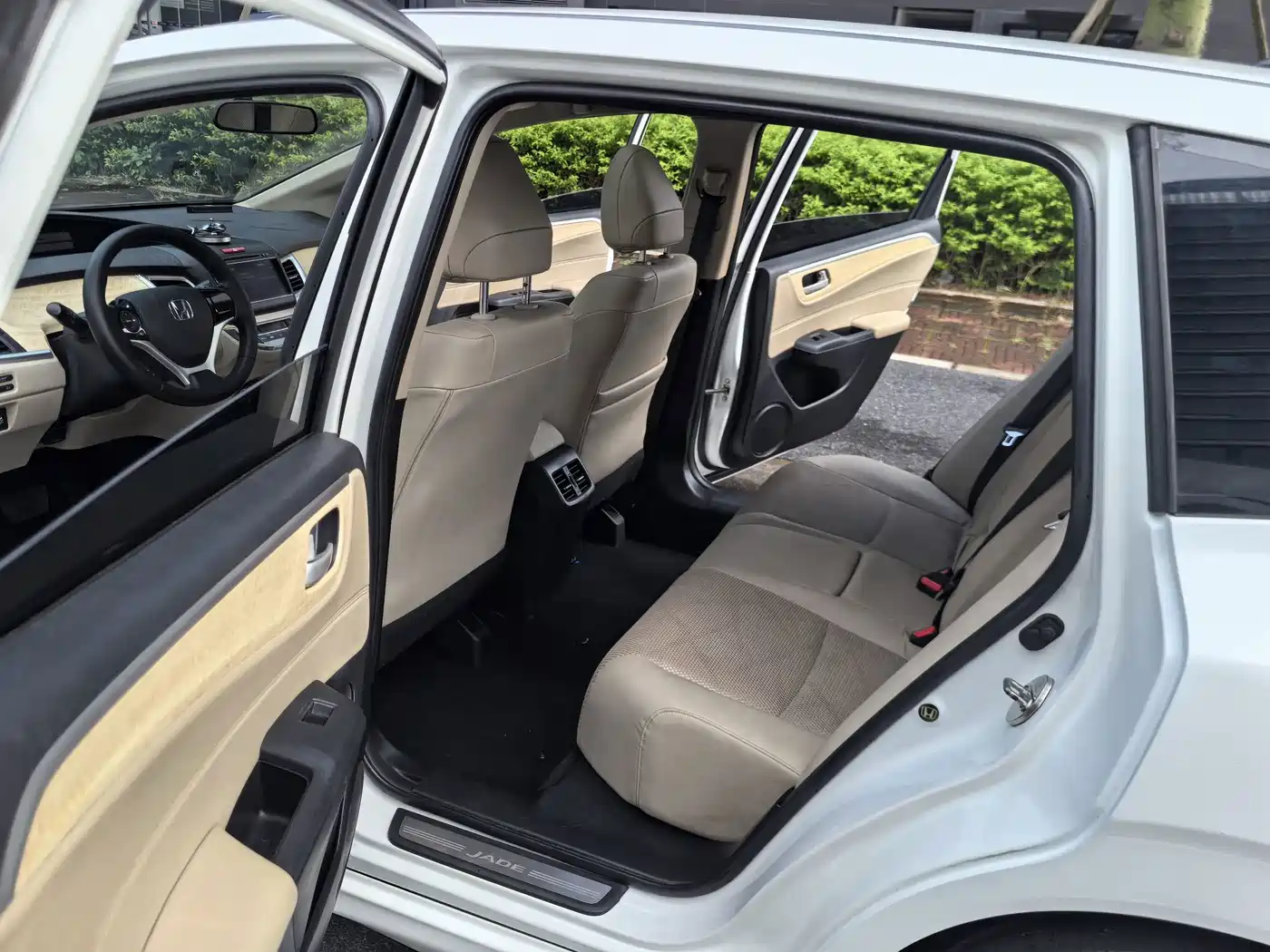 Honda Jade 2014 2014 1.8L Automatic Comfort Elite 5-seater