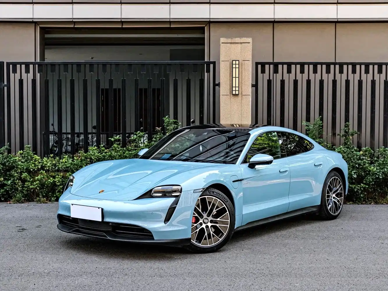 Porsche Taycan 2020 Taycan