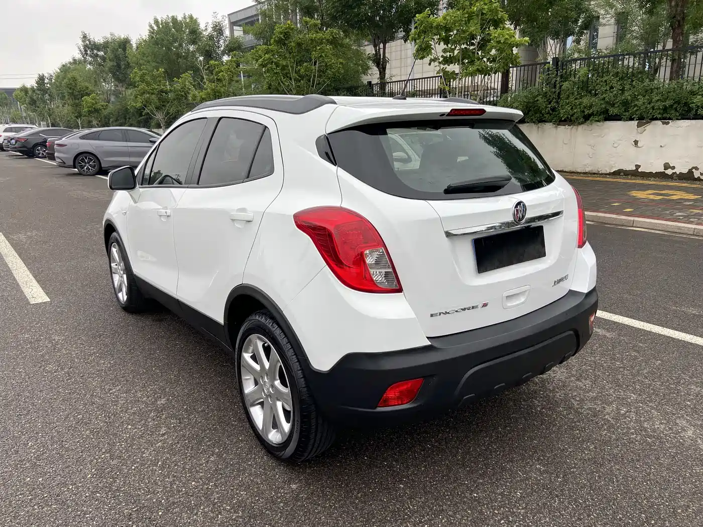Buick Encore 2015 1.4T Automatic 2WD Urban Elite фото 6
