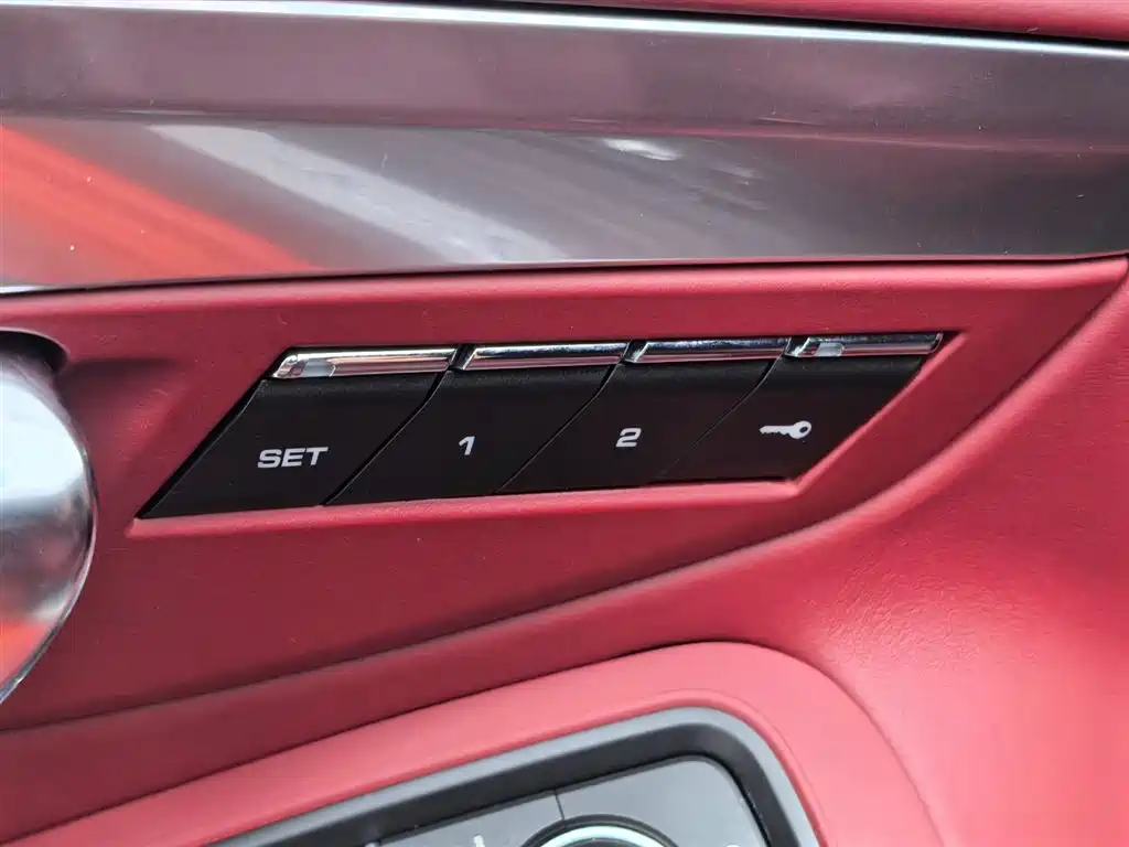 Porsche 718 2022 Boxster 2.0T фото 22