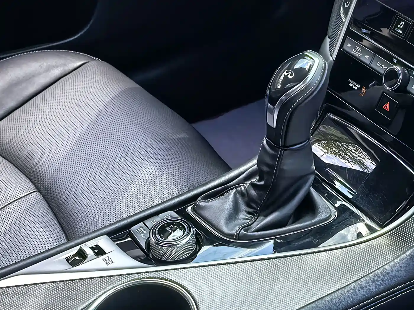 Infiniti Q50L 2018 2.0T Premium Edition China V фото 38
