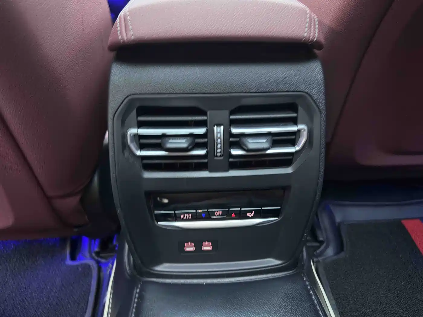BMW 3 Series 2023 320Li M Sport Package фото 8