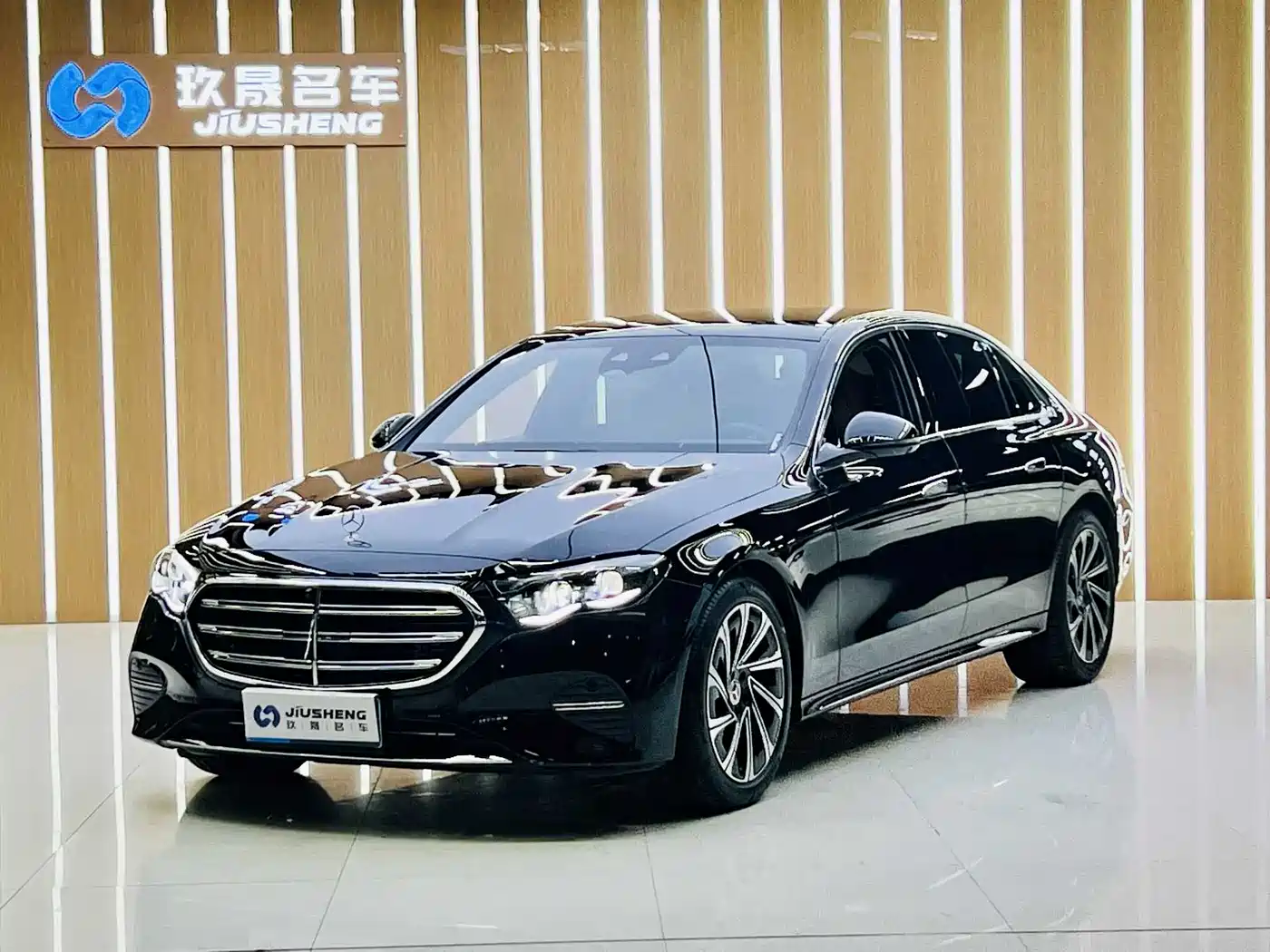 Mercedes-Benz E-Class 2025 E 300 L Fashion
