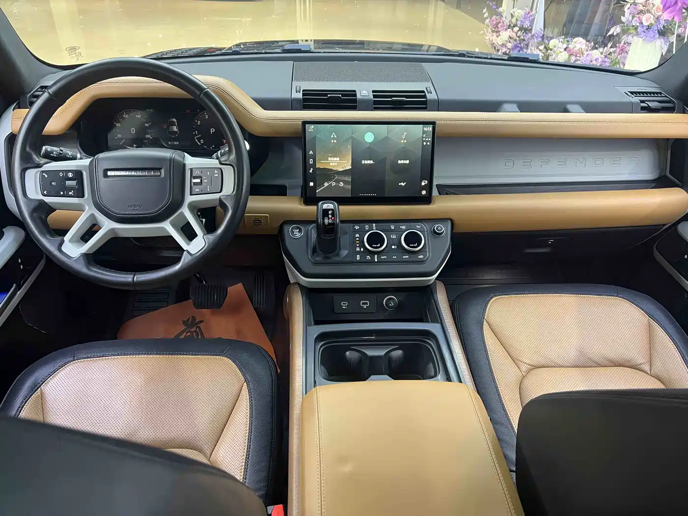 Land Rover Defender 2024 110 3.0T P400 X-DYNAMIC HSE фото 10