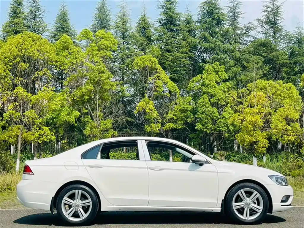 Volkswagen Lamando 2018 280TSI DSG Comfort Edition фото 9
