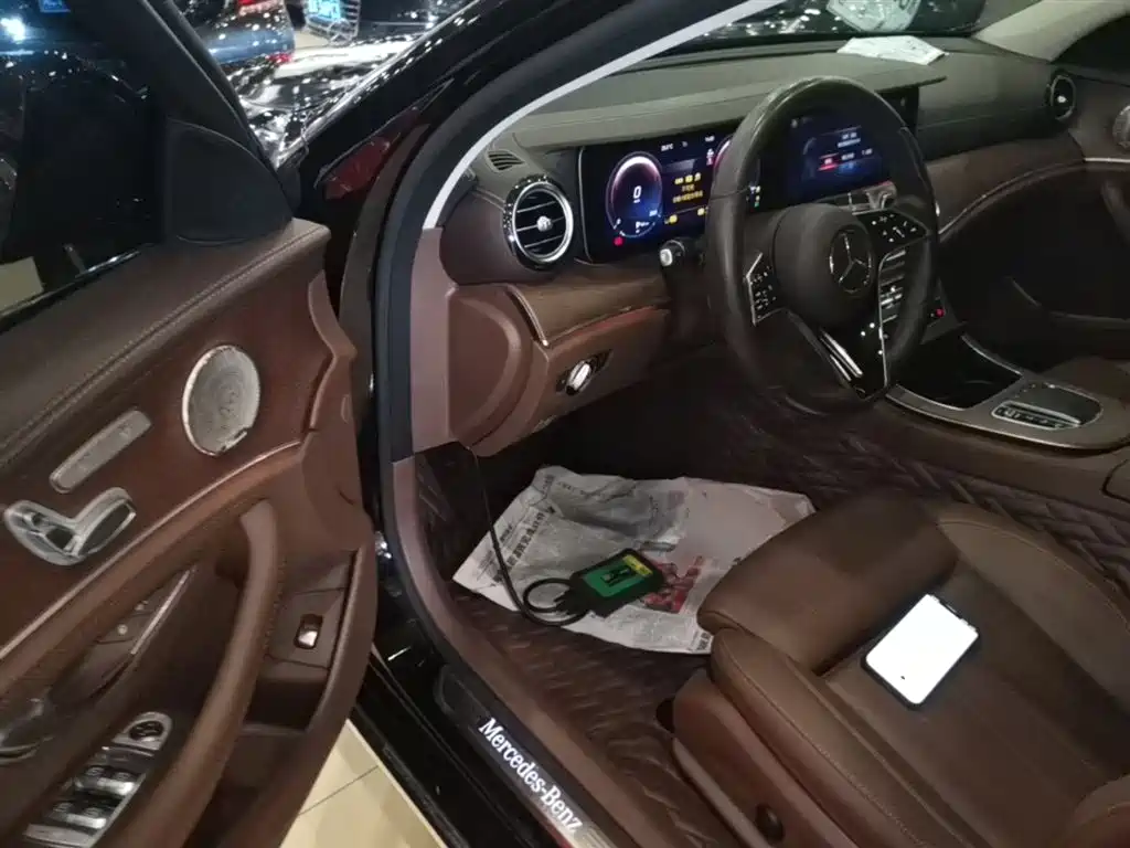Mercedes-Benz E-Class 2022 Second Facelift E 300 L Luxury фото 16