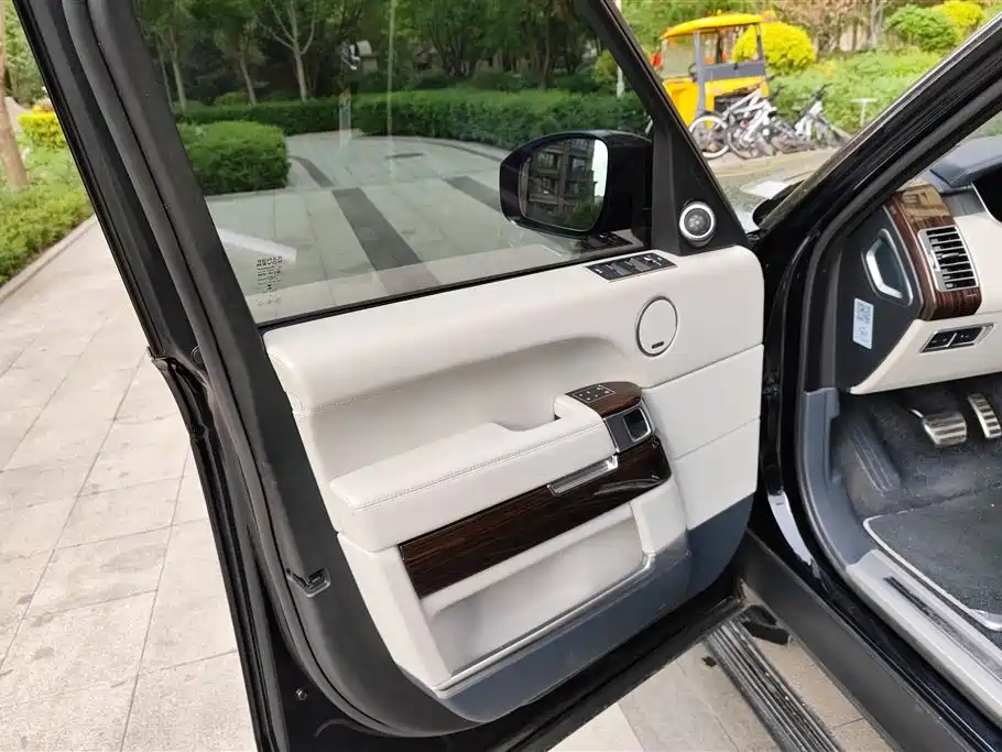 Land Rover Range Rover 2016 3.0 SC V6 Vogue SE Ultimate Autobiography LWB фото 7