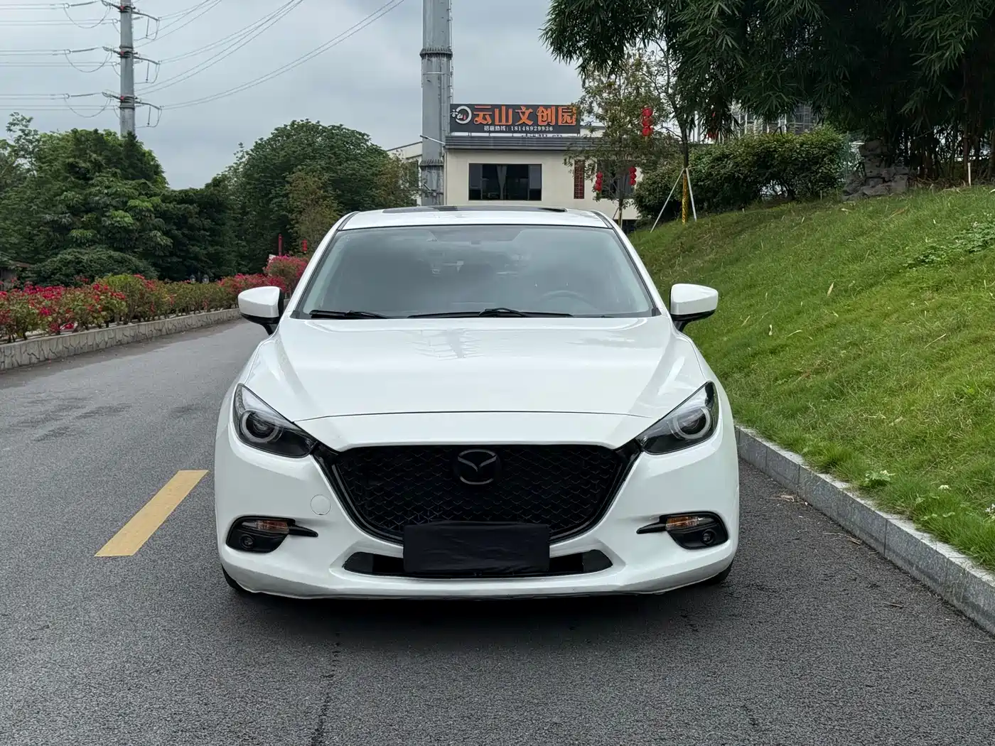 Mazda Mazda3 Axela 2017 Hatchback 2.0L Automatic Luxury China V фото 2