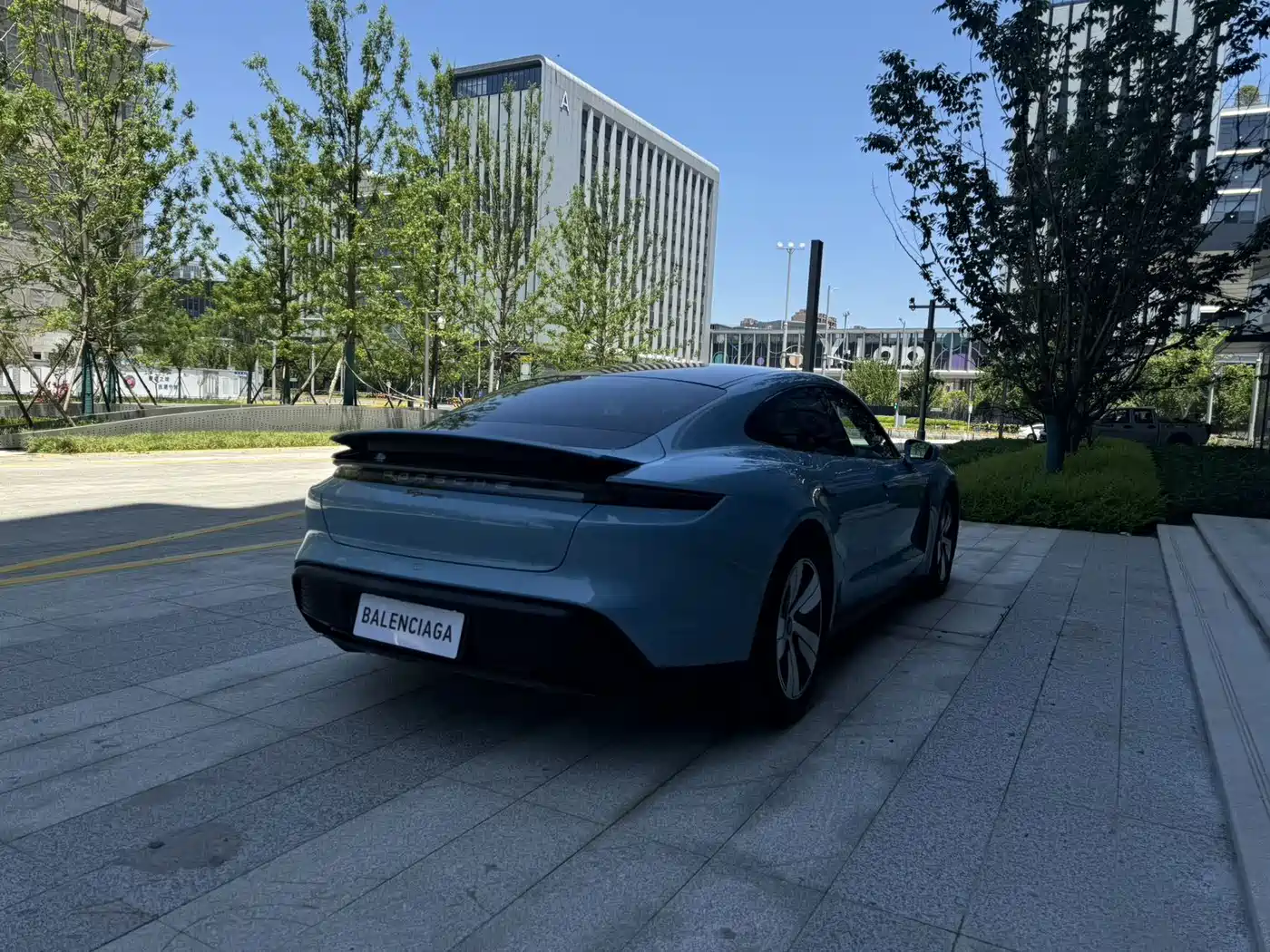 Porsche Taycan 2020 Taycan фото 15