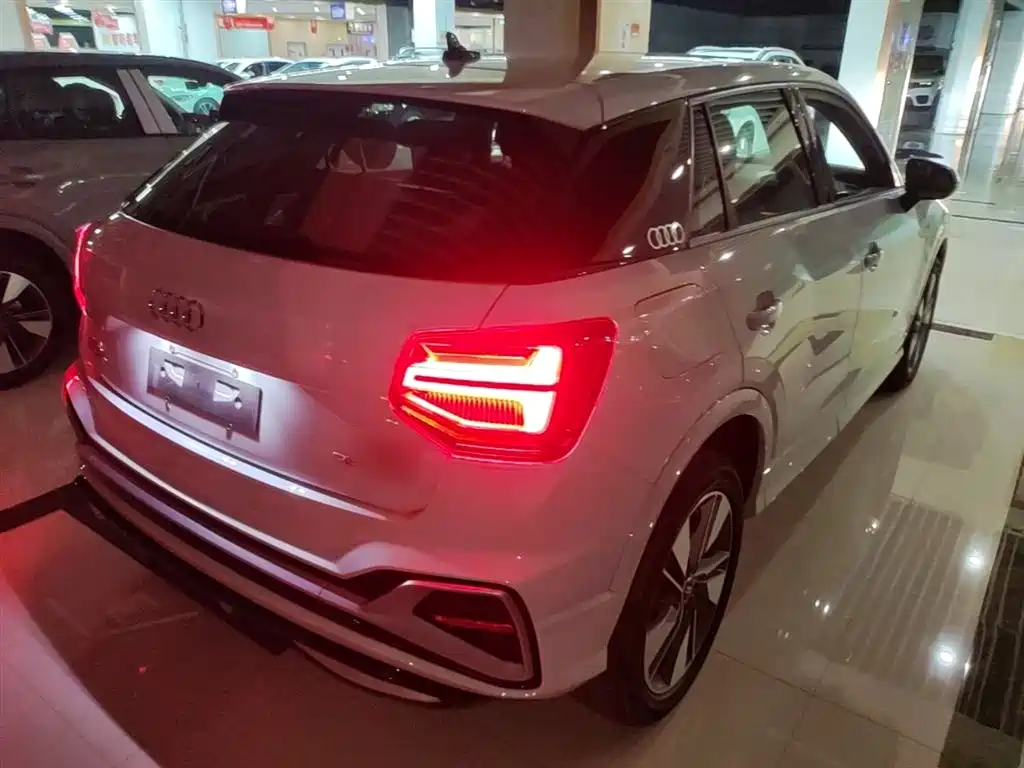 Audi Q2L 2025 35TFSI Progressive Dynamic фото 7