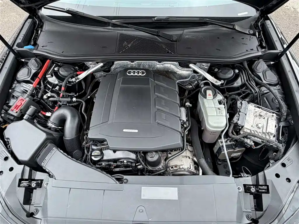 Audi A6L 2020 45 TFSI quattro Exclusive Elegance фото 7