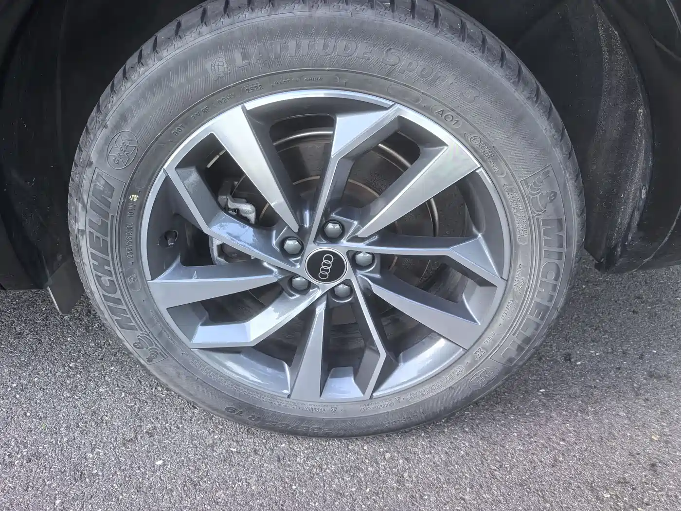 Audi Q5L 2022 40T Luxury Dynamic фото 7